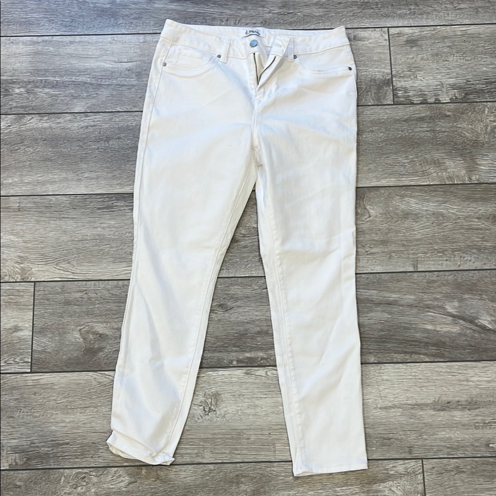 d. jeans White Skinny Jeans Versatile Style